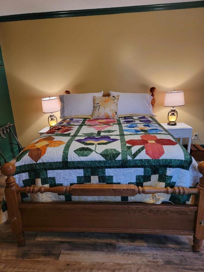 Moonlight Manor Bed & Breakfast Floyd Zewnętrze zdjęcie